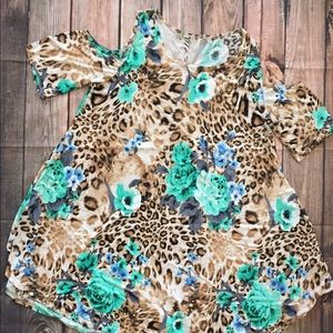 Mid length dress. XXL